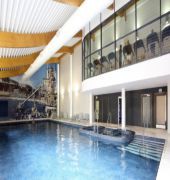 FOXHILLS CLUB AND RESORT WOKING 3/35