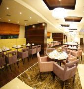 Grand Belle Vue Hotel Apartment 8/22