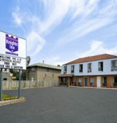 Knights Inn Angus 1/29