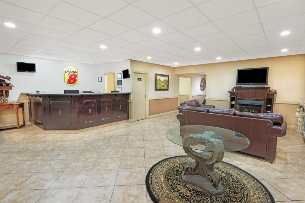 Super 8 by Wyndham Cambridge/Kitchener/Waterloo Area 4/33