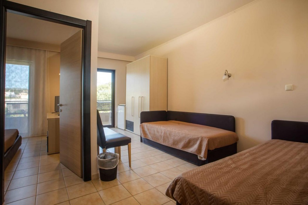 Santa Helena Hotel 29/90