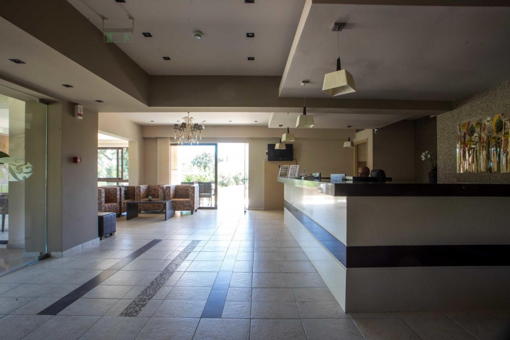 Santa Helena Hotel 52/90