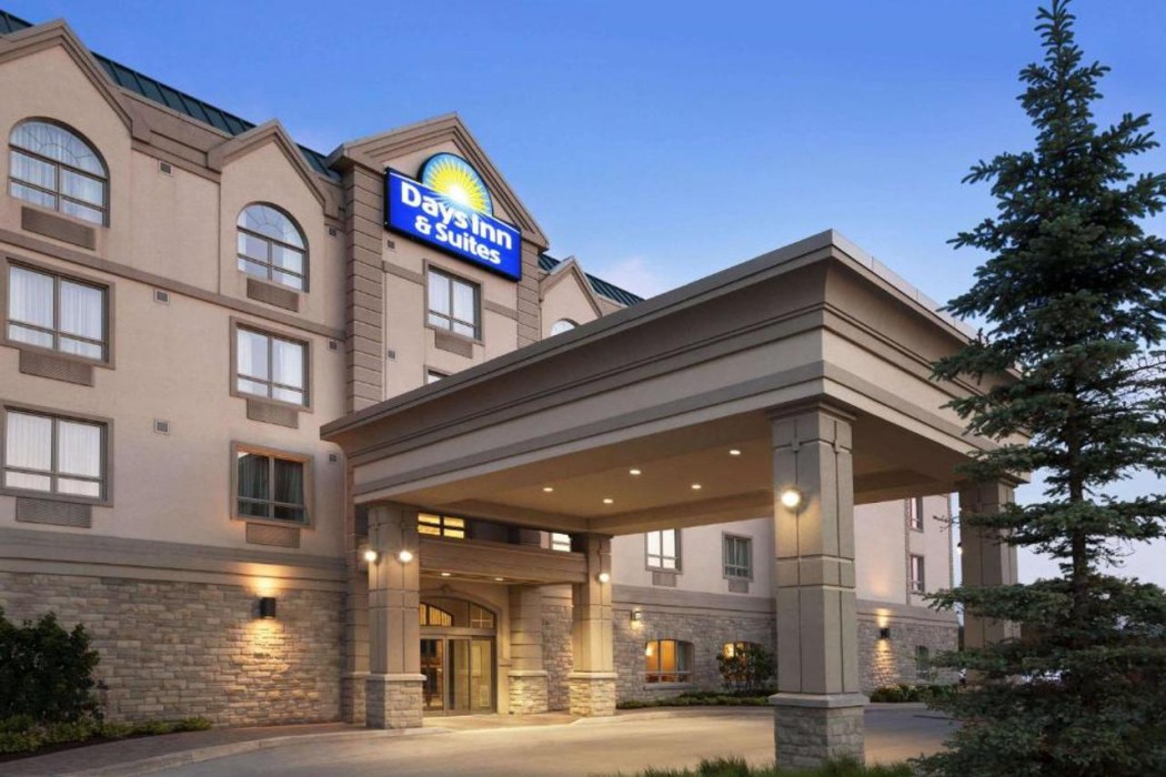 Days Inn & Suites By Wyndham Collingwood 1/38