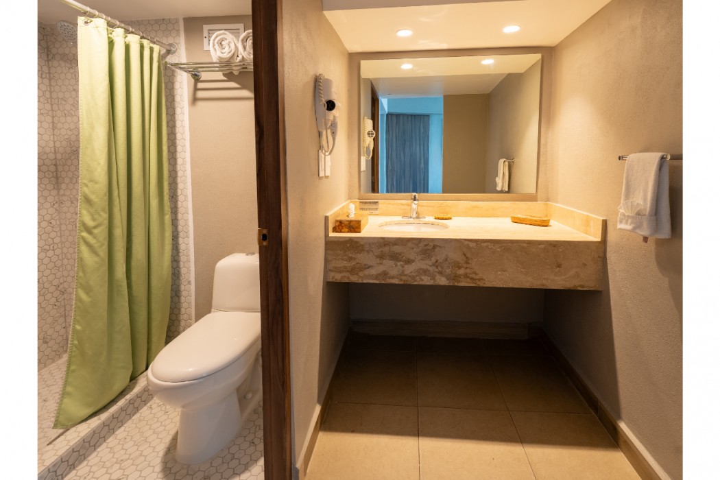 Hotel Amares Acapulco 66/132