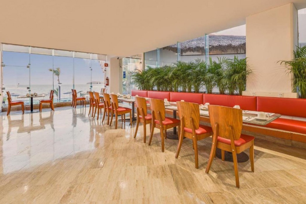 Copacabana Beach Hotel Acapulco 48/68