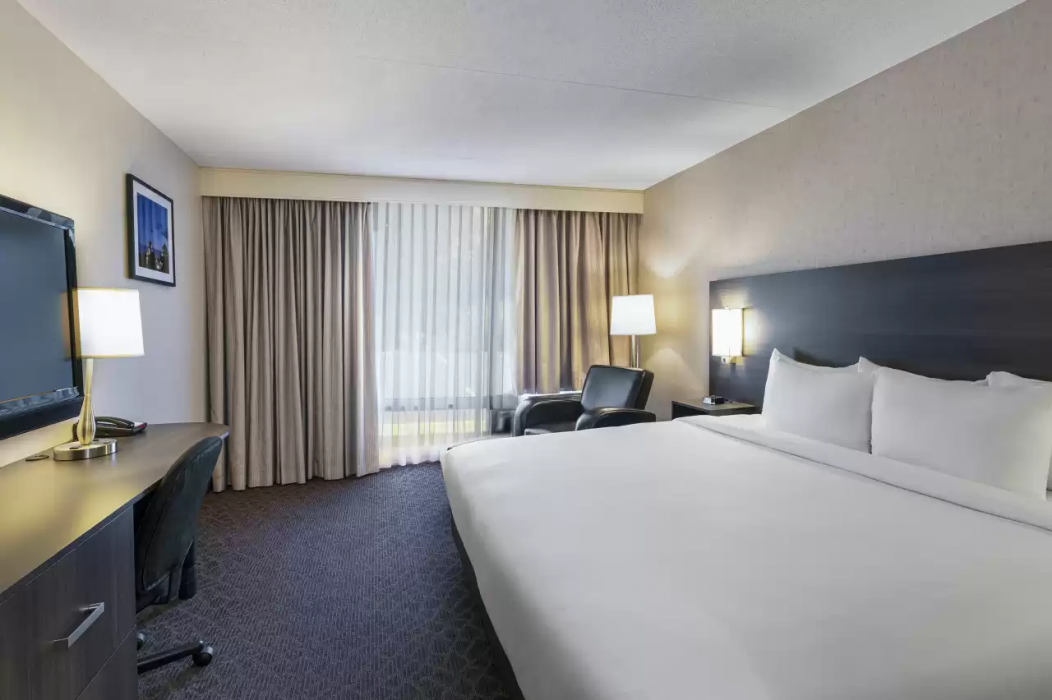 Quality Inn & Conference Centre Kingston Central 10/49