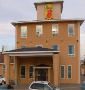 Super 8 North Battleford 1/32