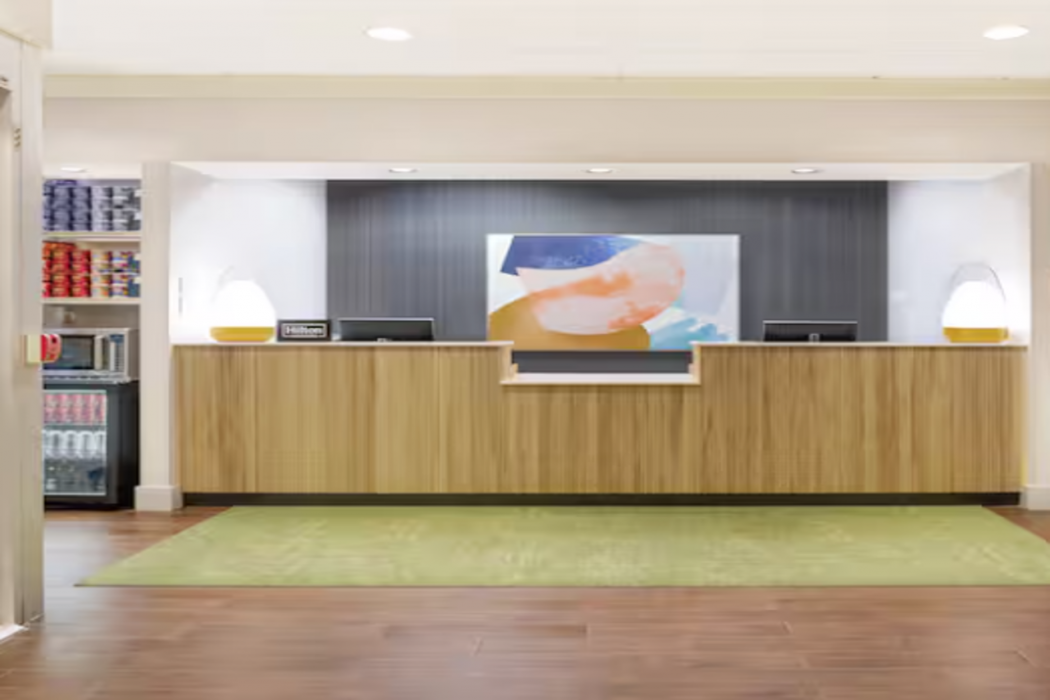 Spark by Hilton Woodstock 7/24
