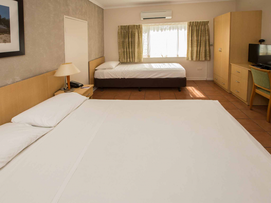 The Continental Hotel 16/62
