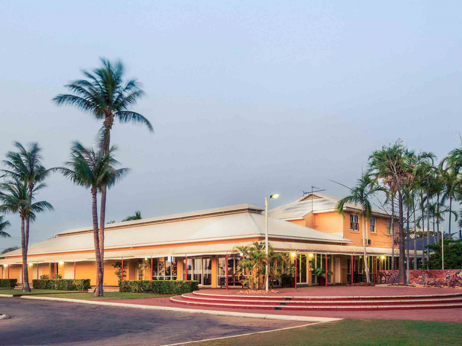 The Continental Hotel 1/62