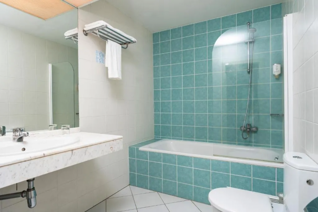 Mabre Residence Hotel 12/82