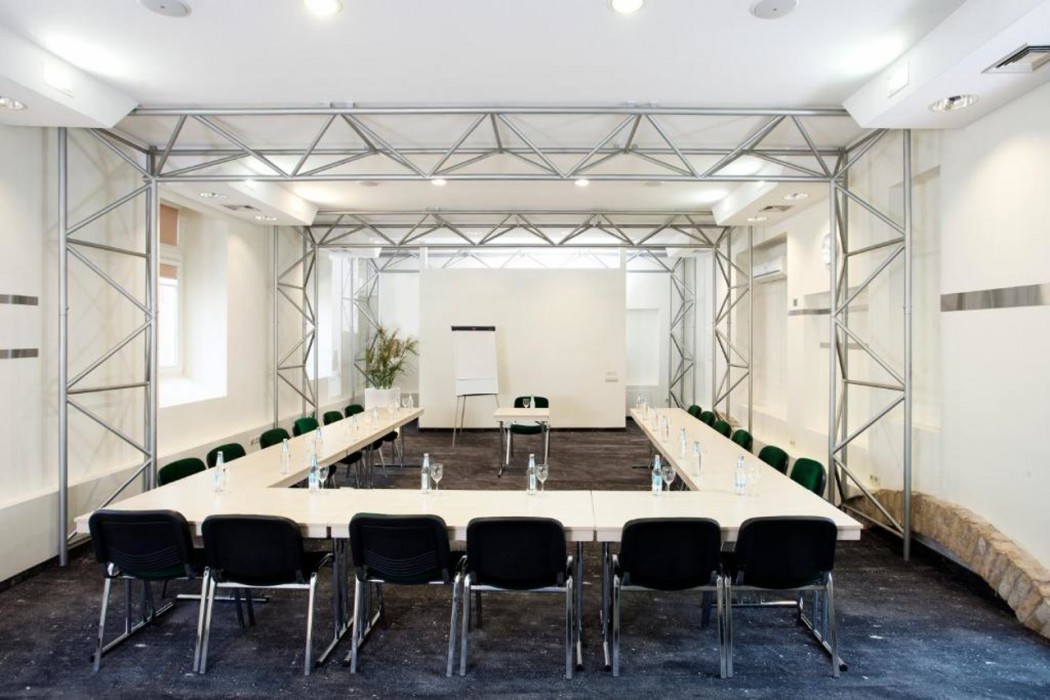 Mabre Residence Hotel 37/82