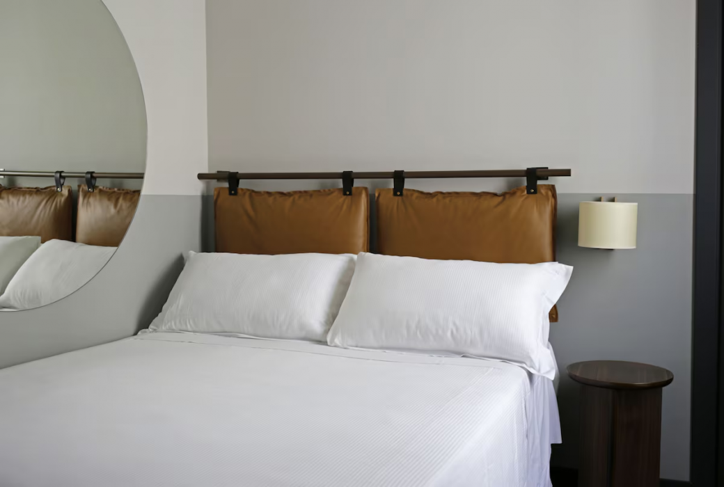 C Hotels Club House 10/38