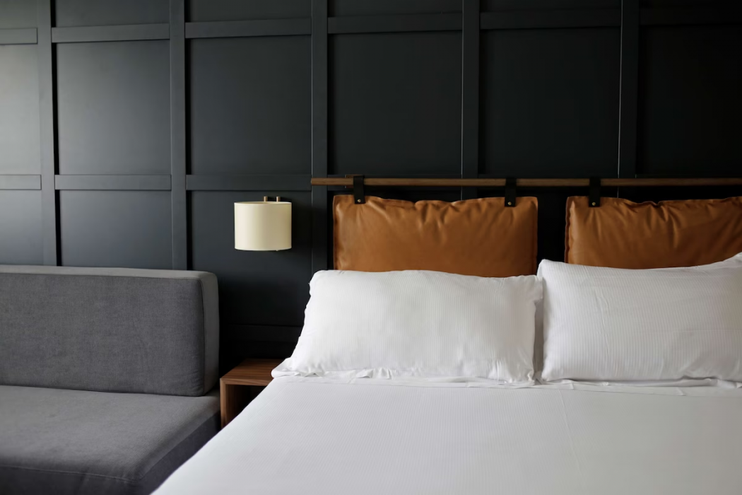 C Hotels Club House 7/38