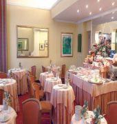 Sonder by Marriott Bonvoy Manzoni Apartments Torre Velasca 12/22