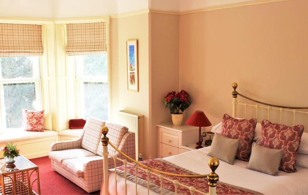Penmorvah Manor Hotel 8/55
