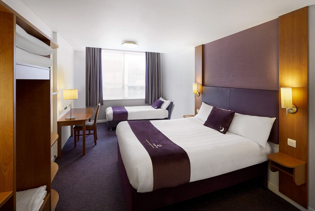 Premier Inn Glasgow City Centre (George Square) Hotel 7/48