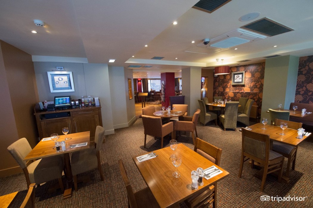 Premier Inn Glasgow City Centre (George Square) Hotel 16/48