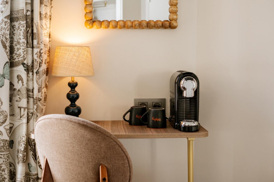 R Kipling Hotel by Happyculture 12/63