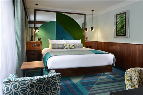 Arthaus Hotel 6/15