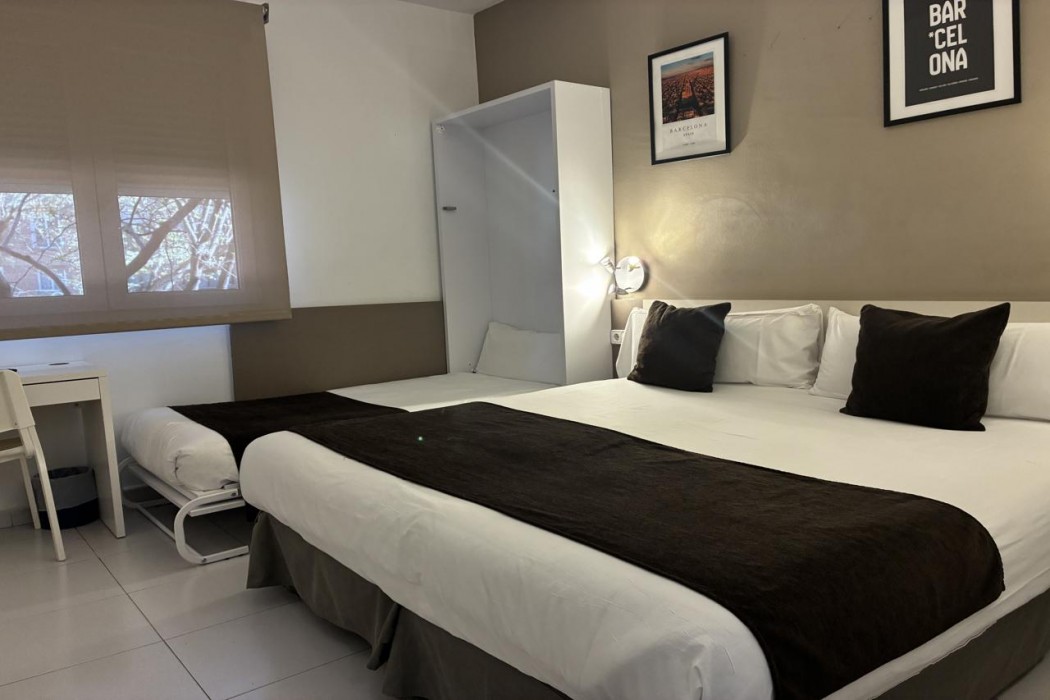 Travessera Hotel 10/83