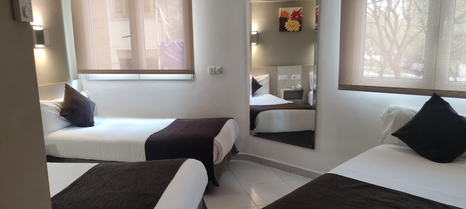 Travessera Hotel 29/83
