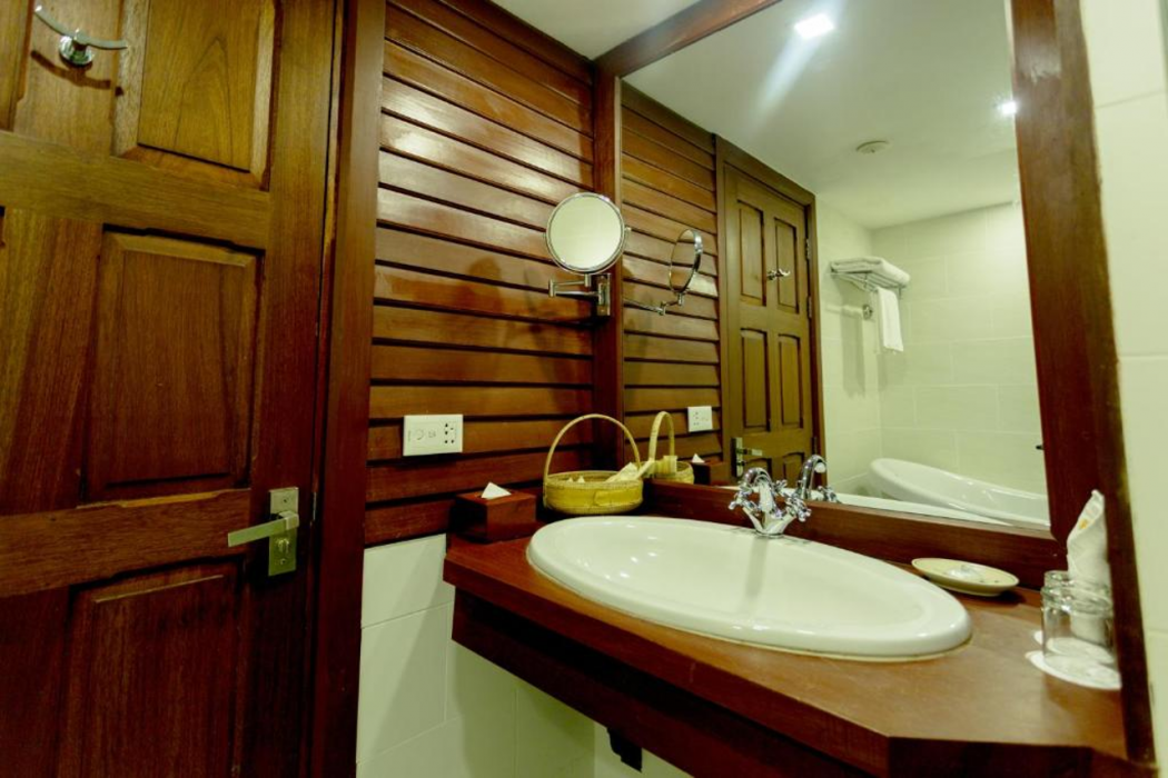 Royal Angkor Resort & Spa 13/62