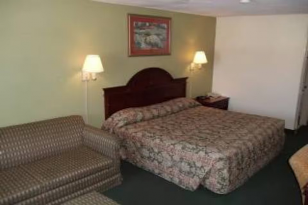 Diamond Inn Forrest City I-40 7/46