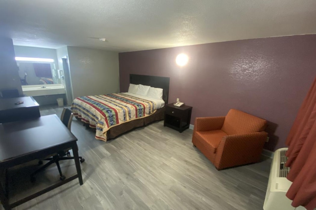 Diamond Inn Forrest City I-40 10/46