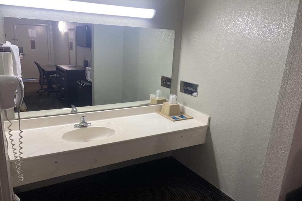 Diamond Inn Forrest City I-40 13/46