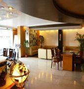 Hotel Ganga Regency 4/34