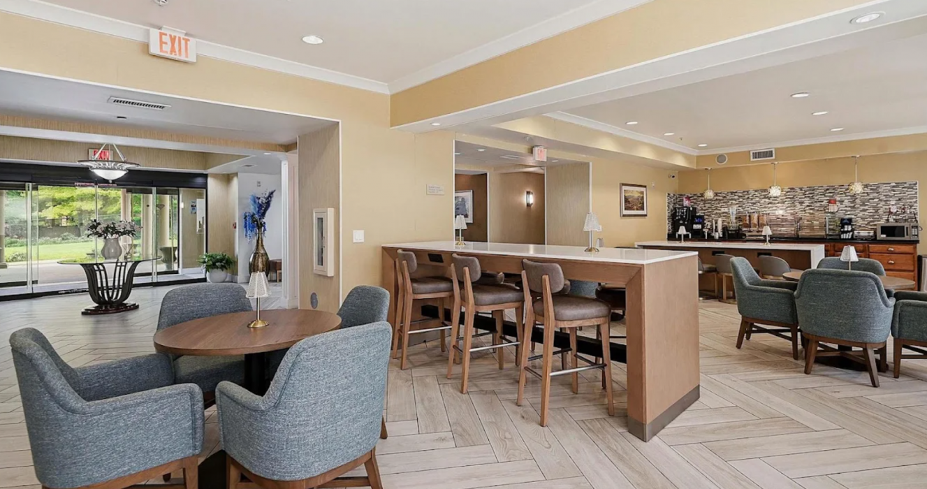 Best Western Plus Hannaford Inn & Suites 12/12