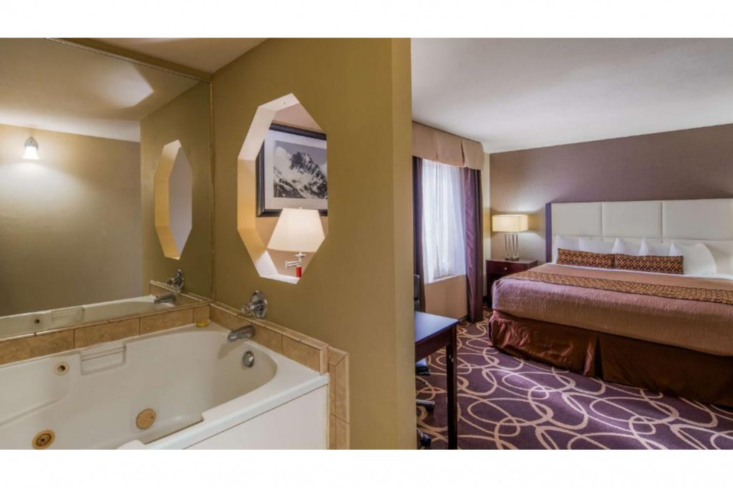 Best Western Plus Pioneer Park Inn 7/36