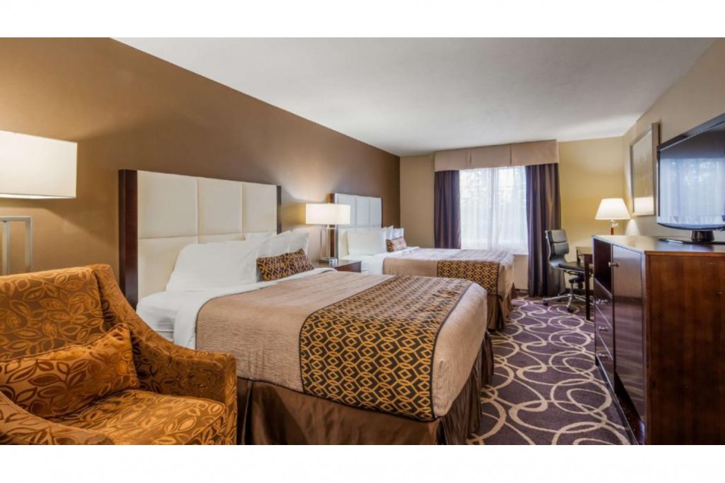 Best Western Plus Pioneer Park Inn 9/36