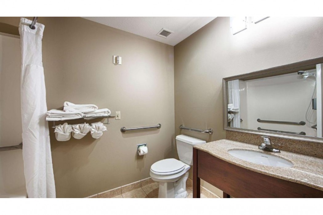 Best Western Plus Pioneer Park Inn 5/36