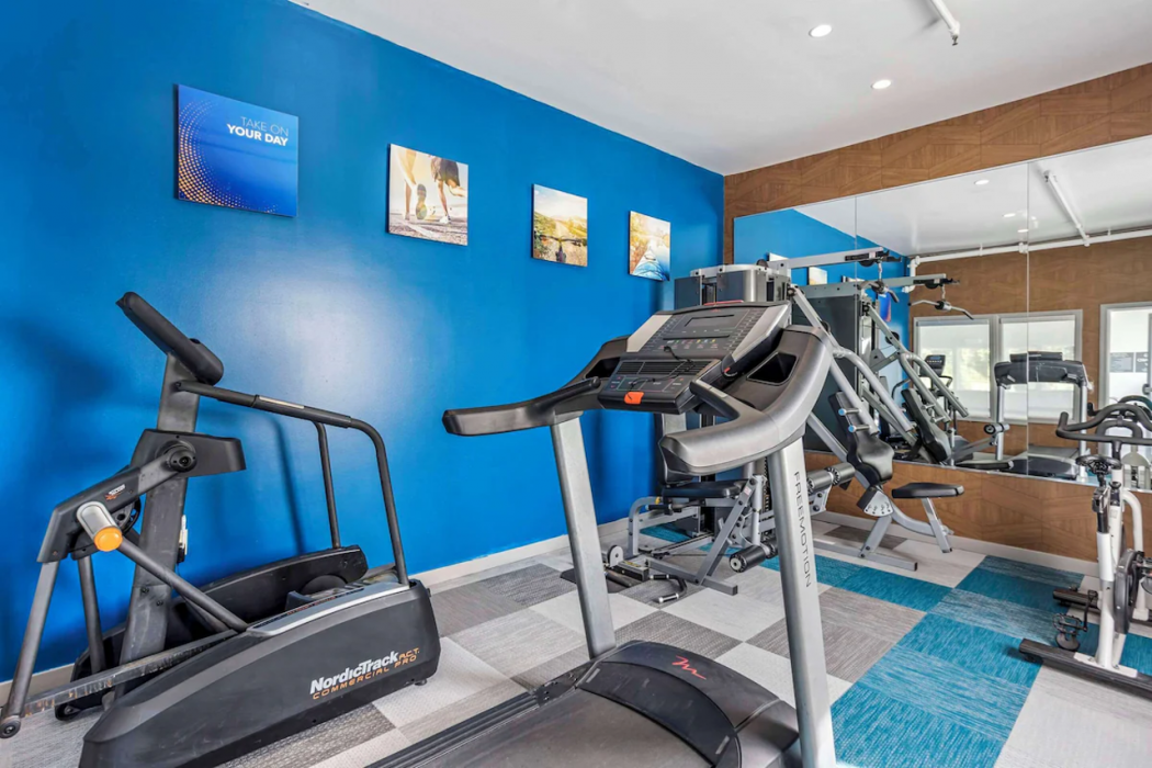 Comfort Inn & Suites Harrisburg-Hershey North 14/24