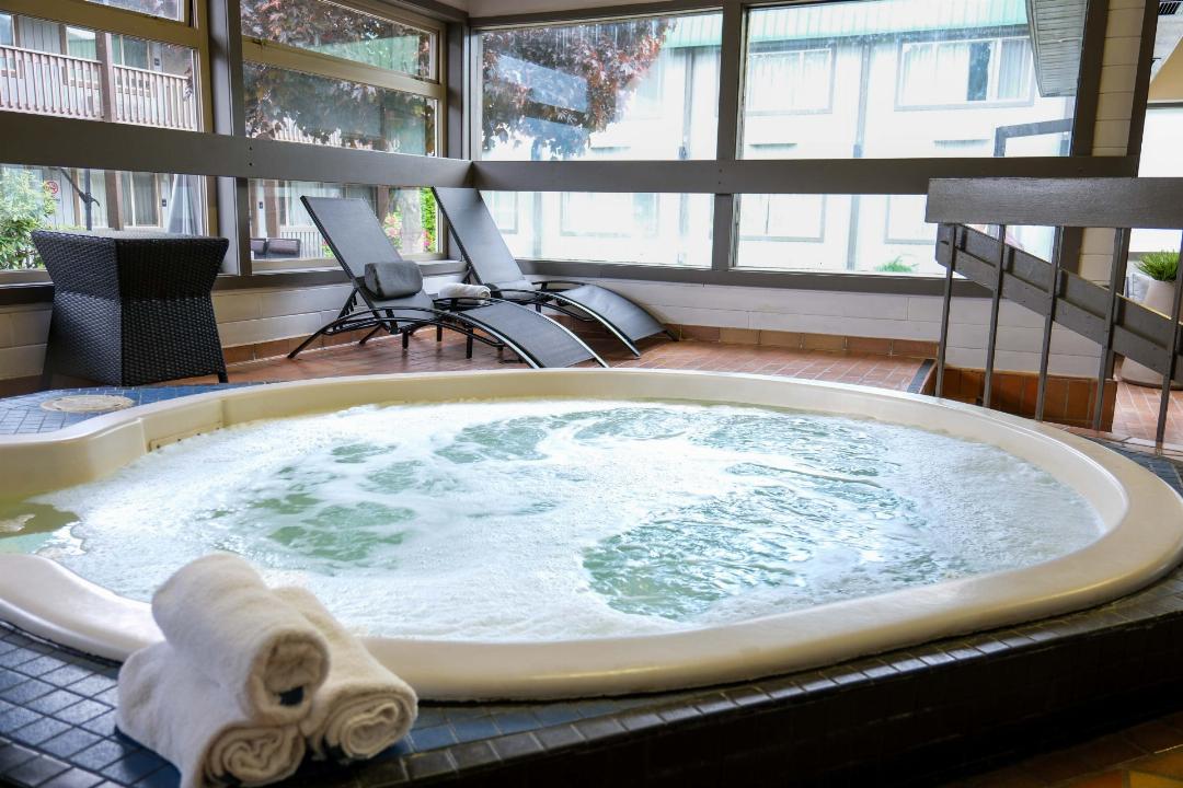 Sandman Hotel Revelstoke 10/26