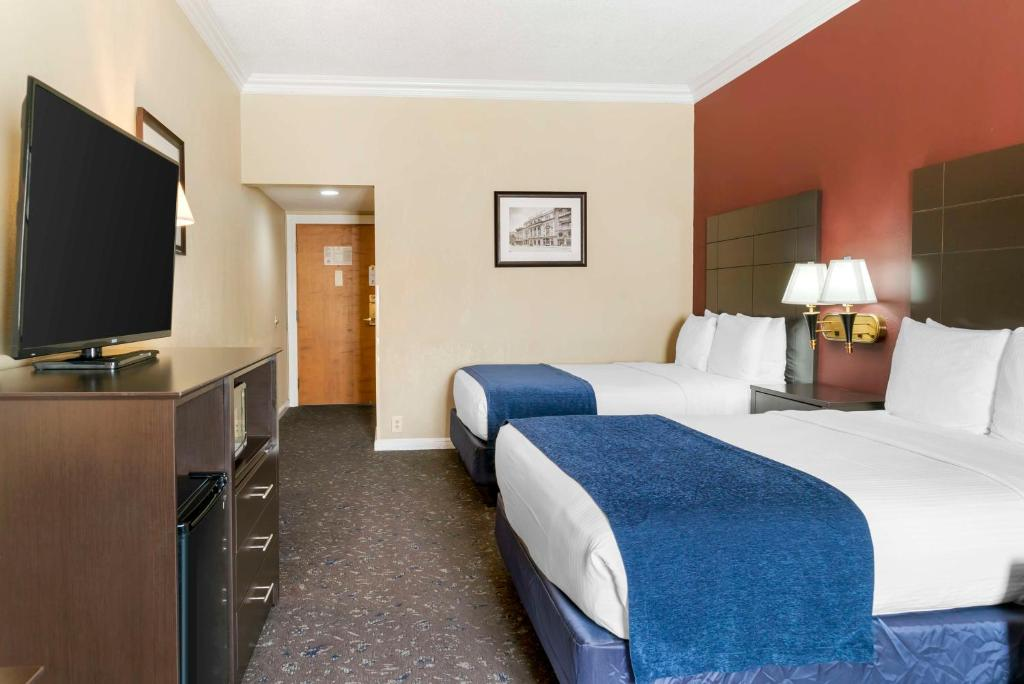 Best Western Greenfield Inn 14/32