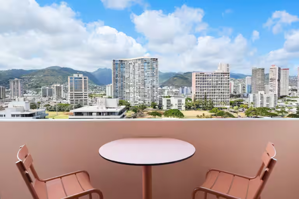 The Ambassador Hotel of Waikiki, Tapestry Collection by Hilton 21/60