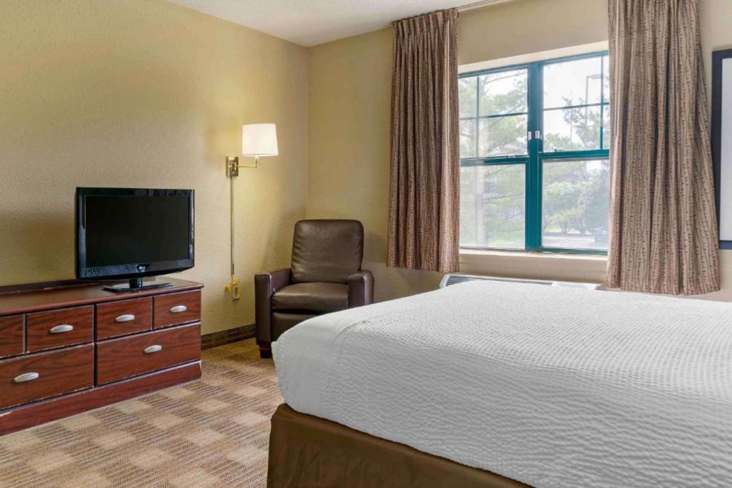 Hawthorn Extended Stay by Wyndham Irving DFW North 27/69