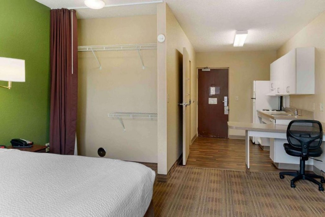 Hawthorn Extended Stay by Wyndham Irving DFW North 21/69