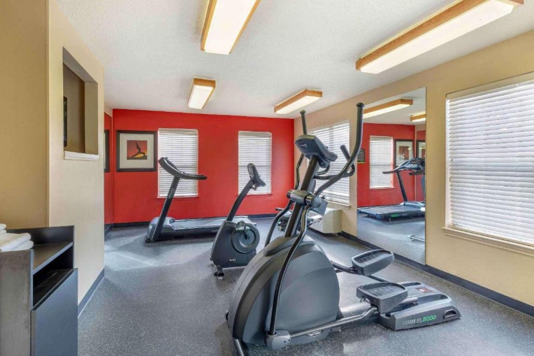 Hawthorn Extended Stay by Wyndham Irving DFW North 43/69