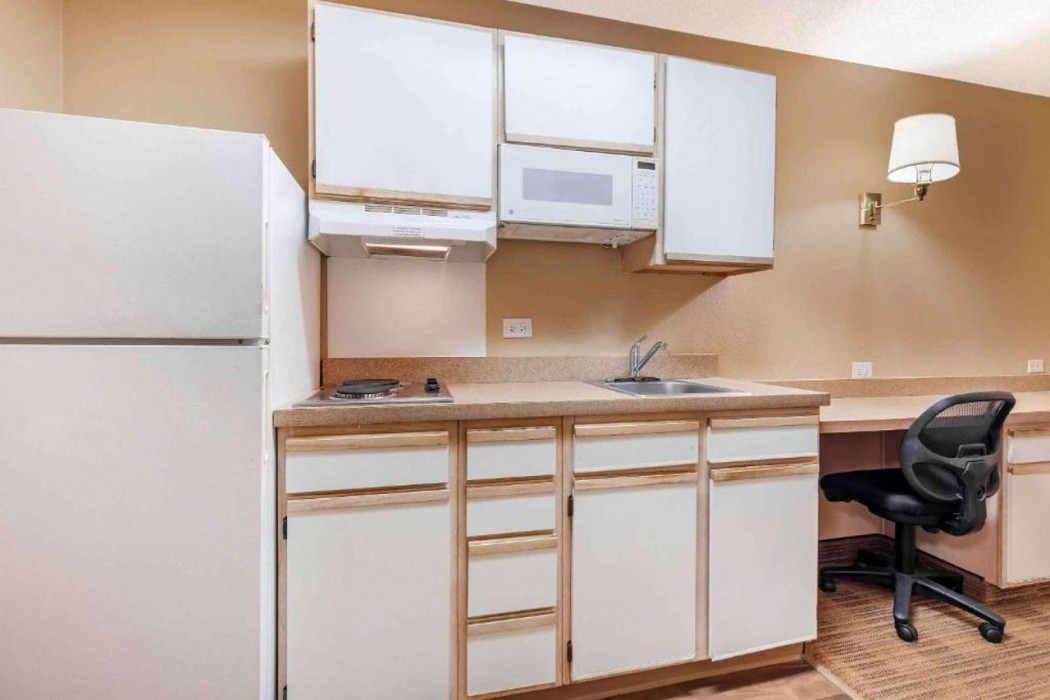 Hawthorn Extended Stay by Wyndham Irving DFW North 20/69