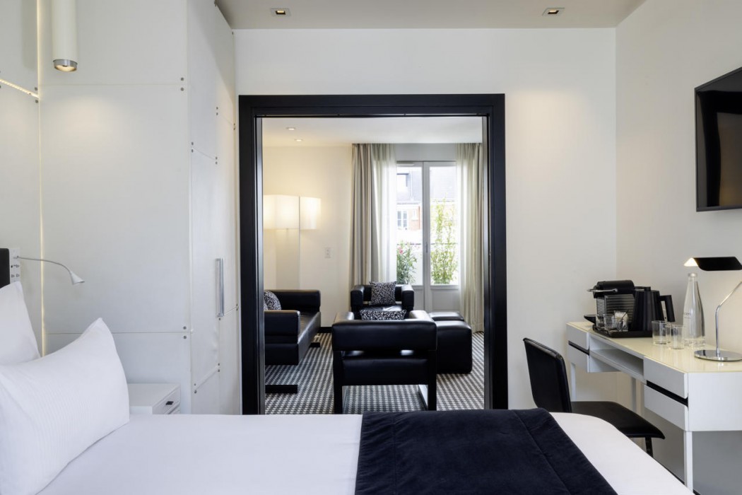 Felicien Hotel Paris 11/72