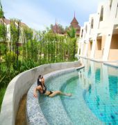 Hotel and Beach Bungalow at Lanta Resort 23/55