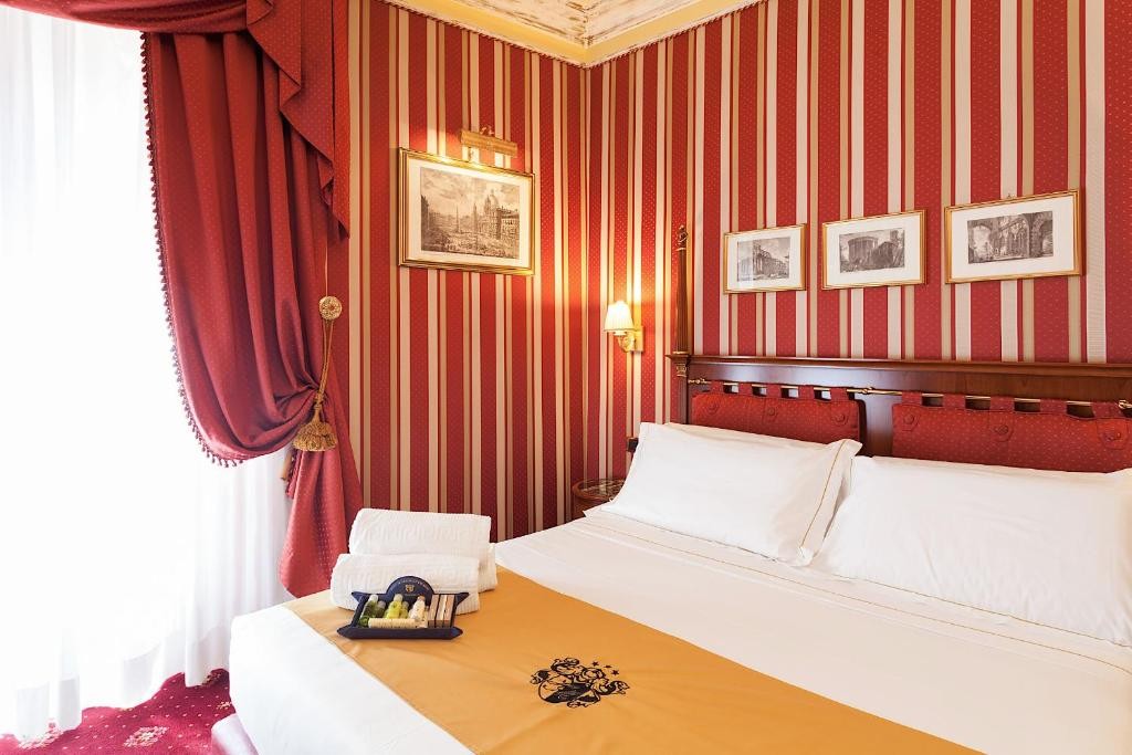 Hotel Manfredi Suite in Rome 43/94