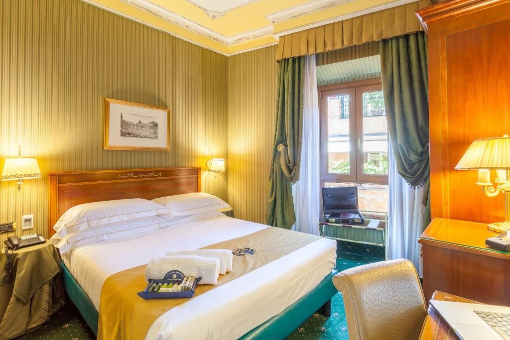 Hotel Manfredi Suite in Rome 23/94