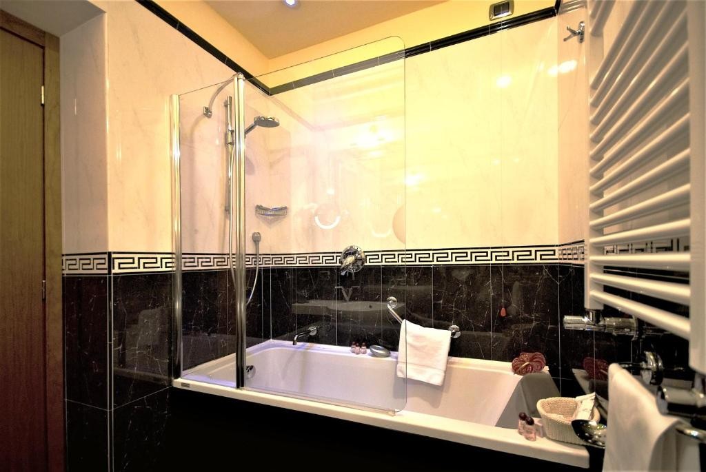 Hotel Manfredi Suite in Rome 44/94