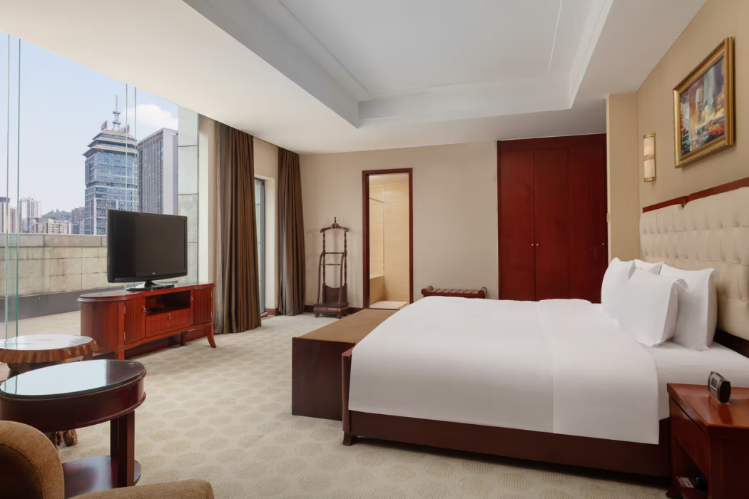 Ramada Plaza by Wyndham Chongqing West 12/30