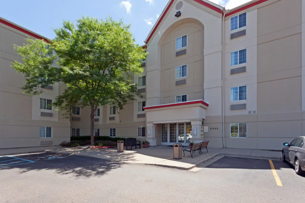 MainStay Suites Detroit Farmington Hills 1/36